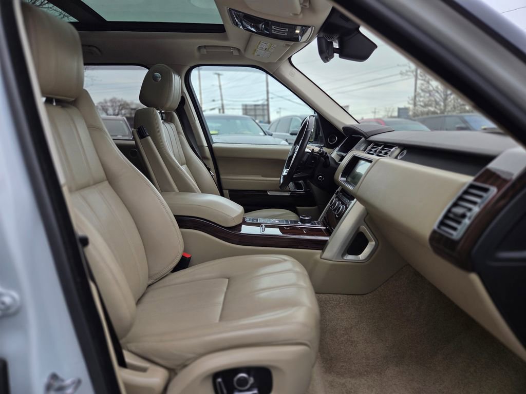 Used 2017 Land Rover Range Rover Supercharged AWD/4WD image 26