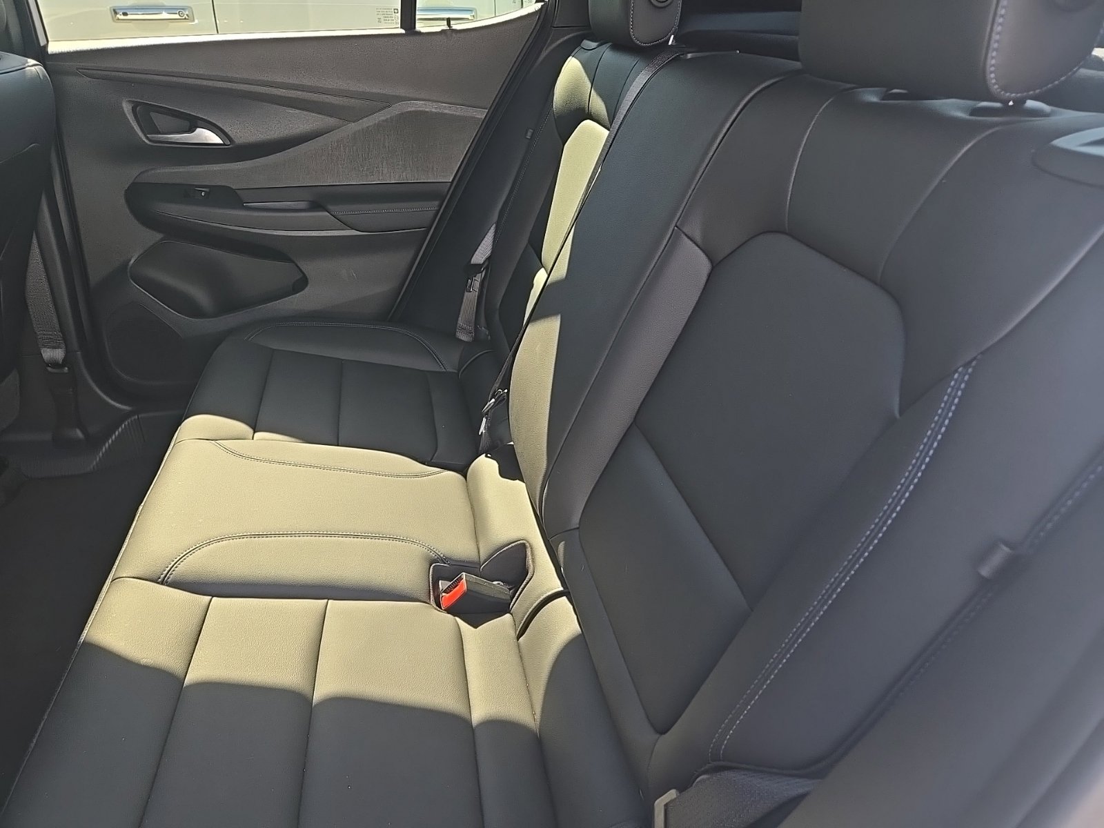 Used 2024 Buick Envista Sport Touring w/ Convenience I Package FWD image 12