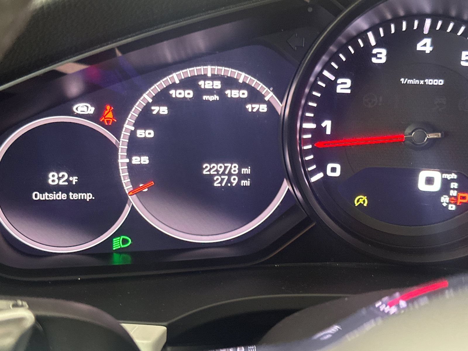 Certified 2023 Porsche Cayenne Platinum Edition AWD/4WD image 24