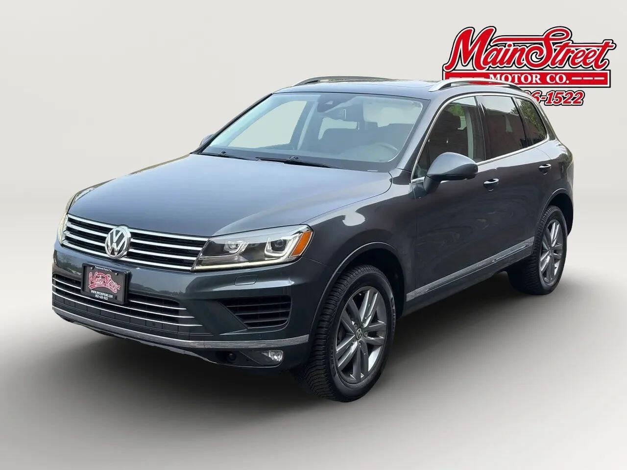 Used 2016 Volkswagen Touareg VR6 AWD/4WD image 3