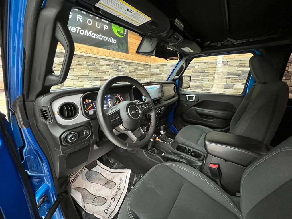 Used 2024 Jeep Wrangler Sport AWD/4WD image 30