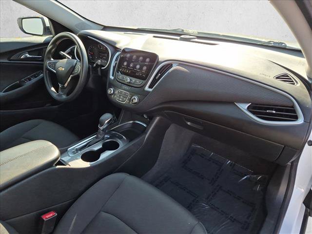 Used 2023 Chevrolet Malibu LT FWD image 21
