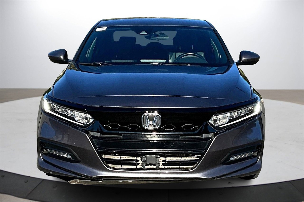 Used 2018 Honda Accord Sport image 3