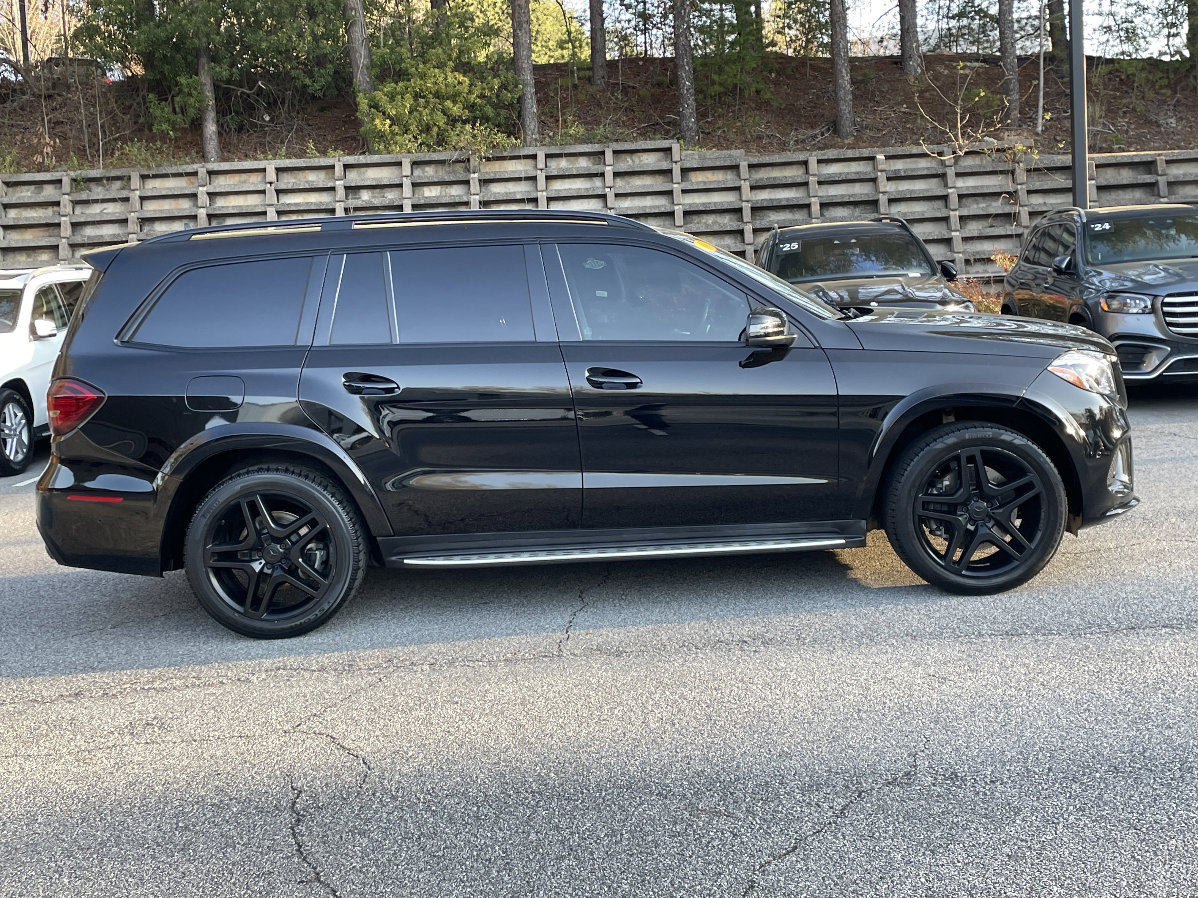 Used 2018 Mercedes-Benz GLS 550 4MATIC image 5