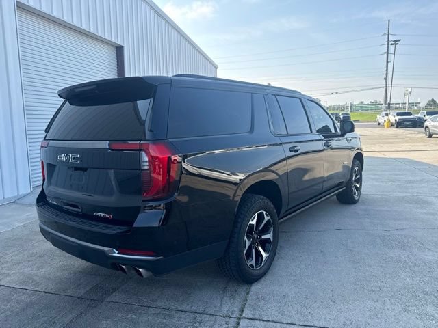 Used 2025 GMC Yukon XL AT4 w/ AT4 Premium Package AWD/4WD image 5