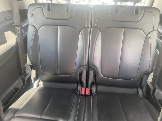 Used 2021 Jeep Grand Cherokee L Limited RWD image 10