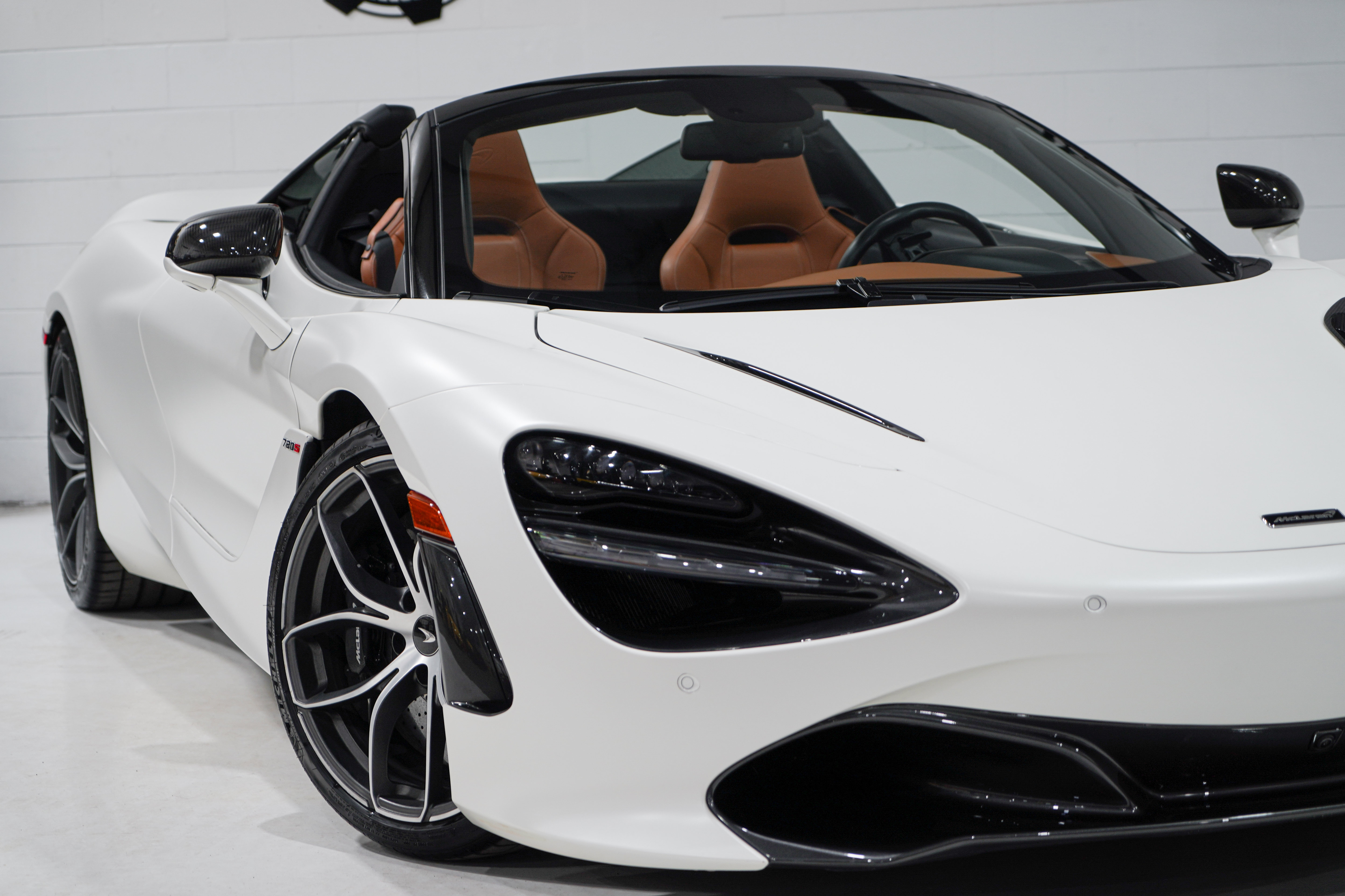 Used 2020 McLaren 720S Spider RWD image 15
