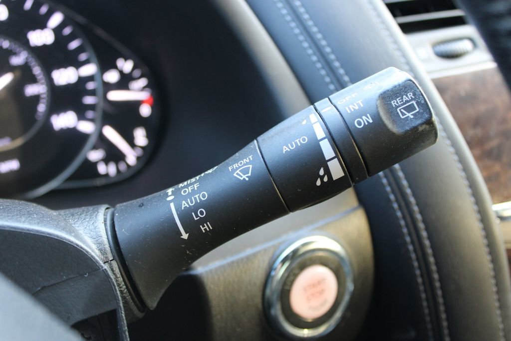 Used 2019 Nissan Armada SL w/ Premium Package image 39