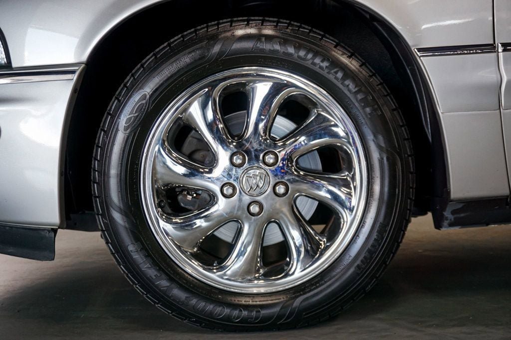 Used 2004 Buick Park Avenue Ultra FWD image 58