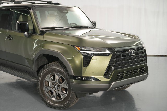 Used 2026 Lexus GX 550 Overtrail+ image 12