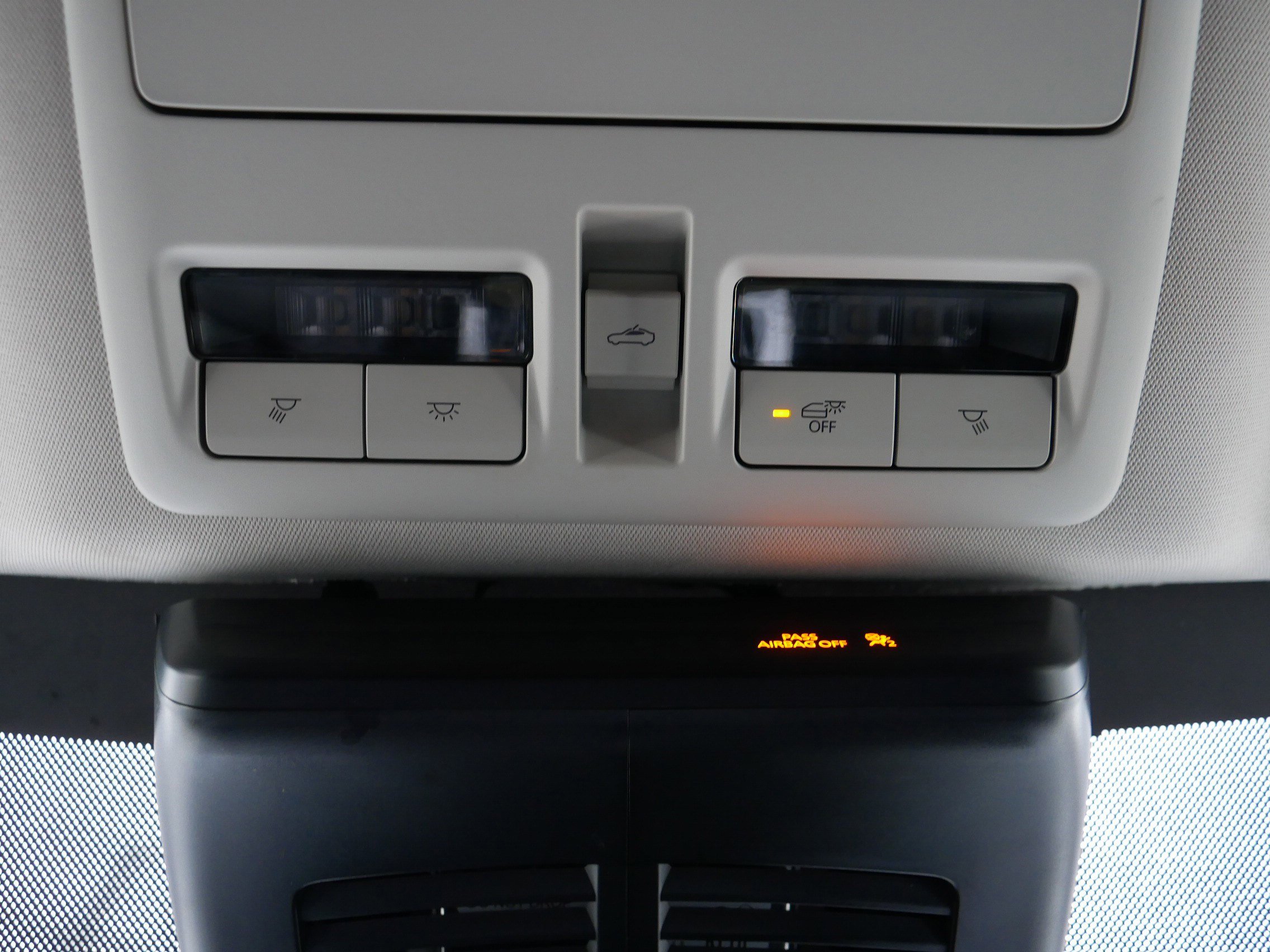 Used 2025 MAZDA CX-90 3.3 Turbo w/ Premium Sport Pkg image 34