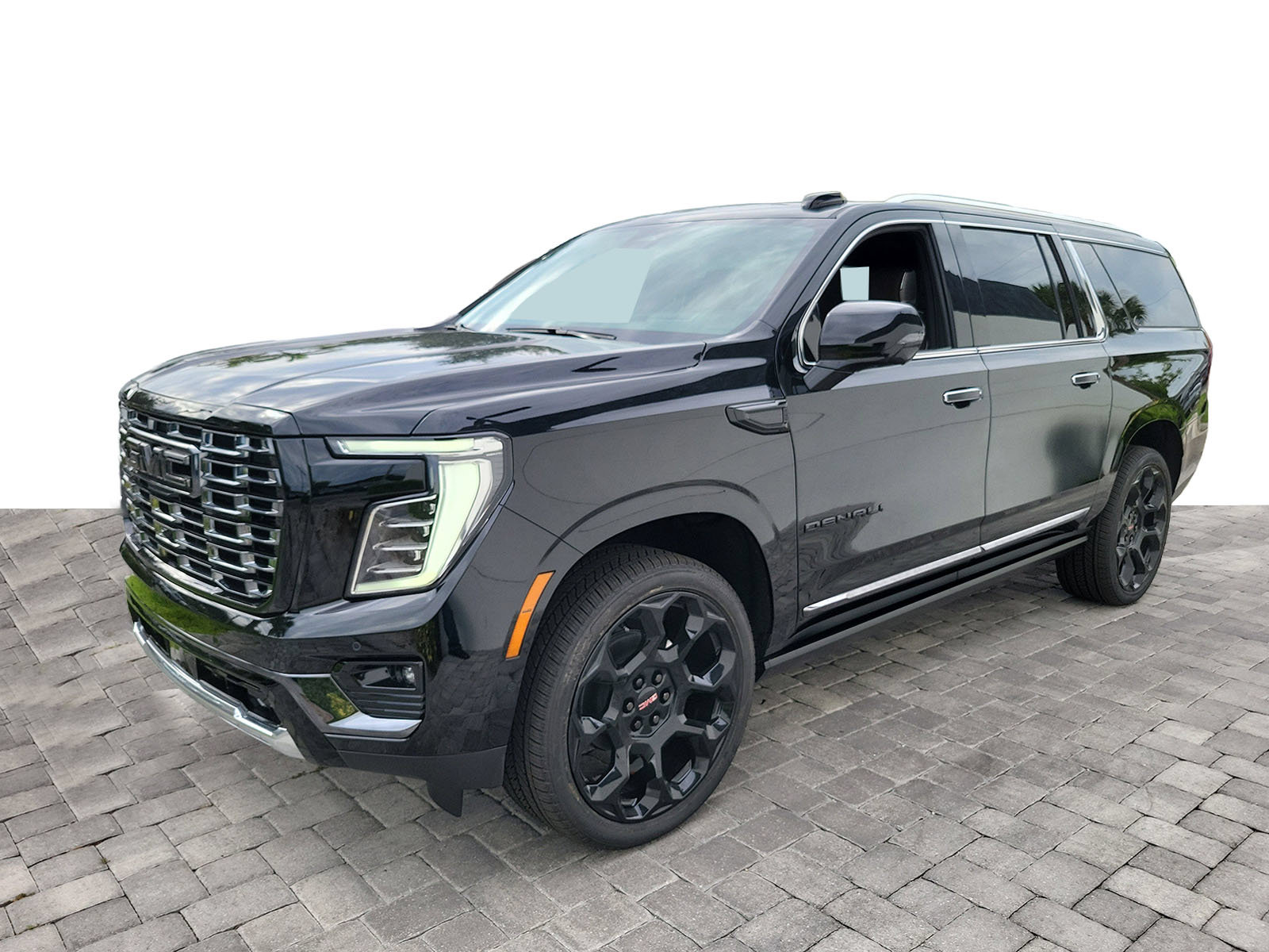 New 2026 GMC Yukon XL Denali Ultimate AWD/4WD image 3