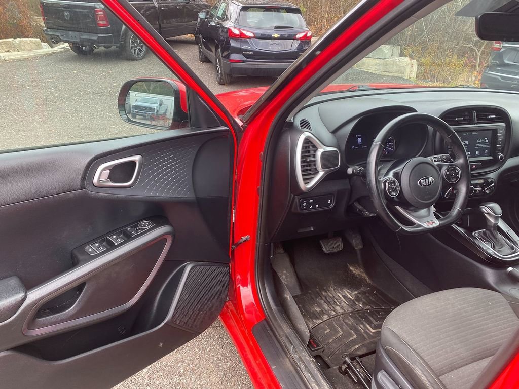 Used 2021 Kia Soul GT-Line image 10