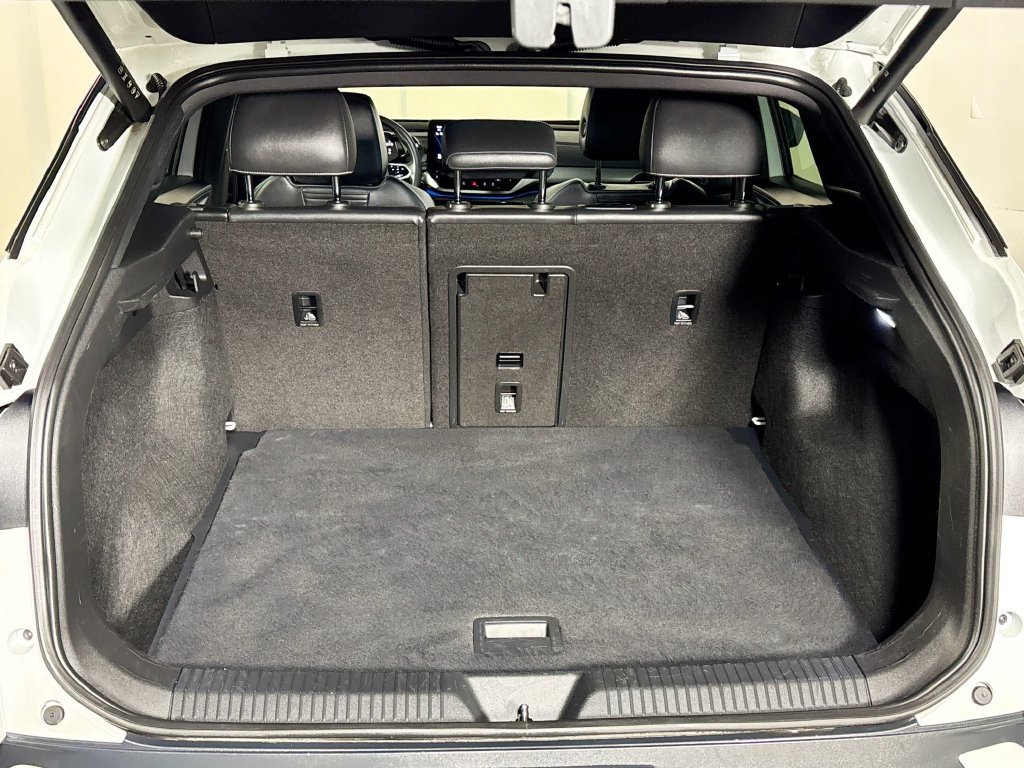 Certified 2023 Volkswagen ID.4 Pro S AWD/4WD image 23