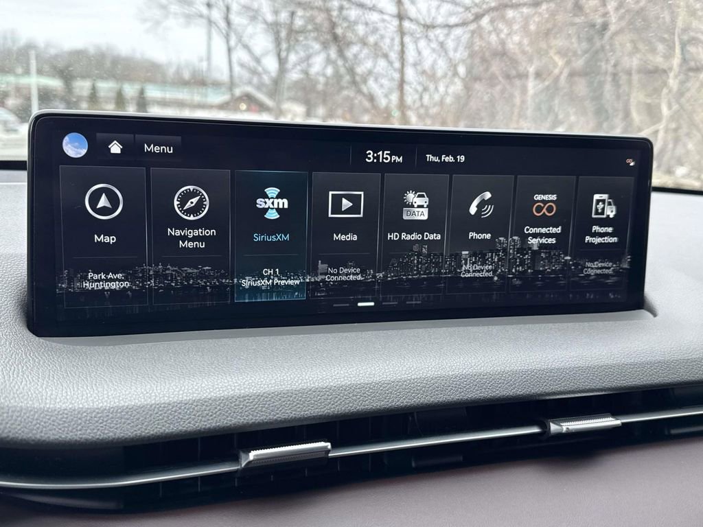 Certified 2023 Genesis GV70 2.5T w/ Advanced Package image 23