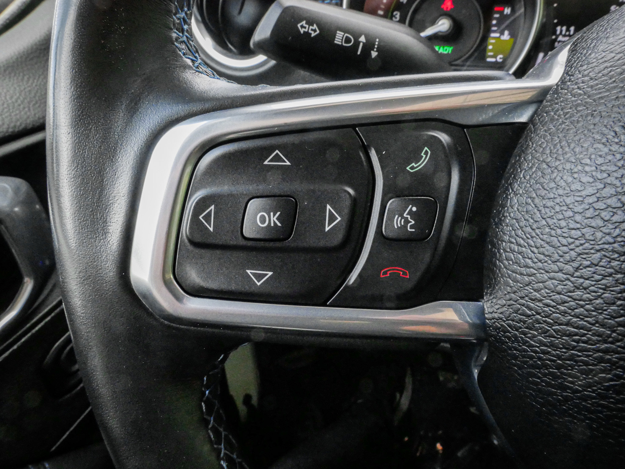 Used 2022 Jeep Wrangler Unlimited Rubicon 4xe w/ Cold Weather Group AWD/4WD image 19
