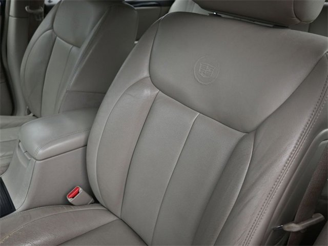 Used 2008 Cadillac DTS w/ Sun And Sound Package image 17