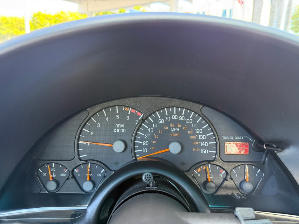 Used 2002 Pontiac Firebird Formula image 19