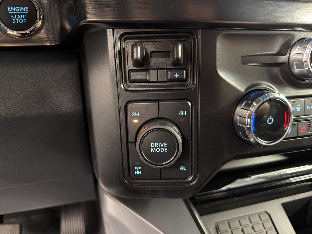 New 2026 Ford F250 Lariat w/ Black Appearance Package AWD/4WD image 17