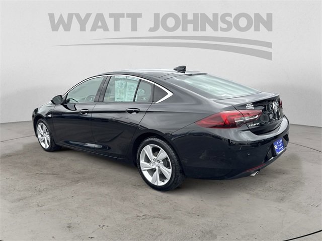 Used 2018 Buick Regal Preferred w/ Sights and Sounds Package image 3