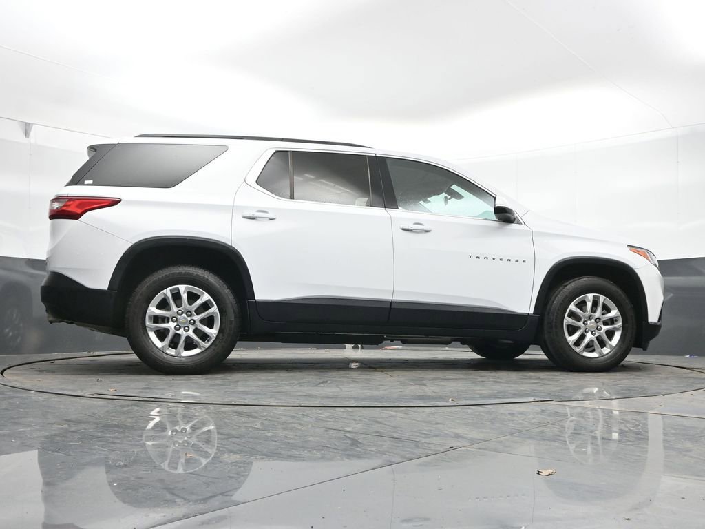 Used 2020 Chevrolet Traverse LT w/ LPO, Floor Liner Package image 24