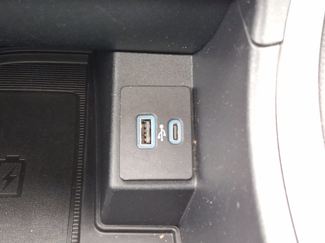 Used 2021 Ford Edge SEL w/ Convenience Package image 27