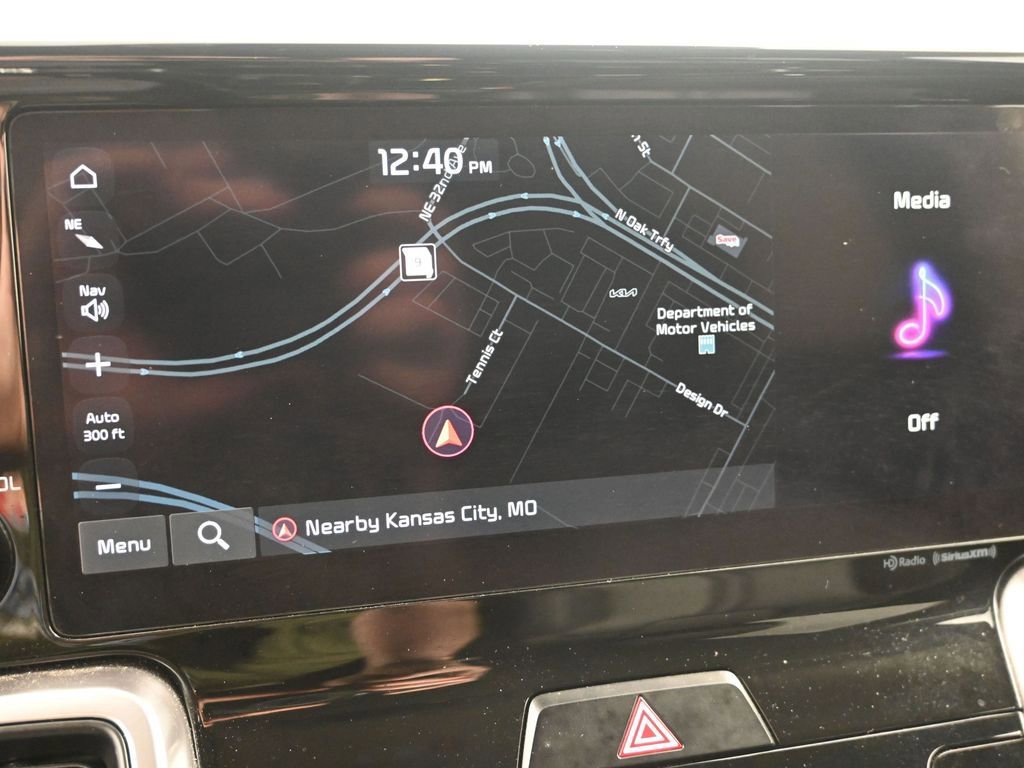 Certified 2023 Kia Sorento S AWD/4WD image 17