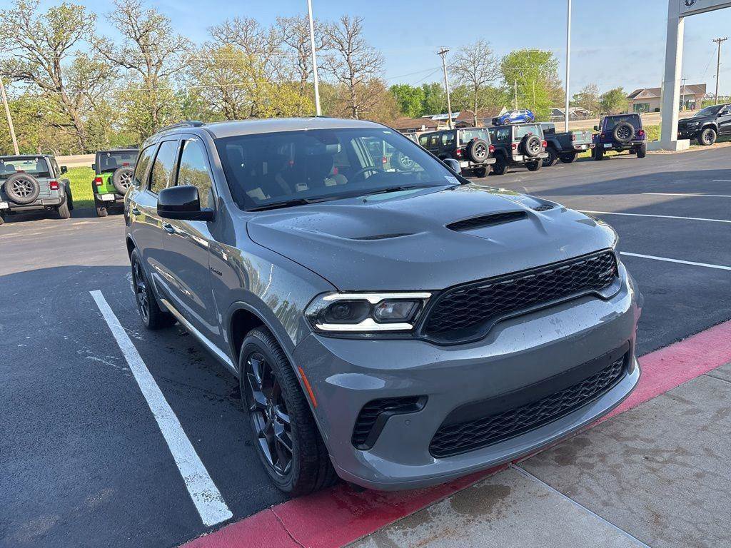 New 2026 Dodge Durango GT w/ Blacktop Package AWD/4WD image 4
