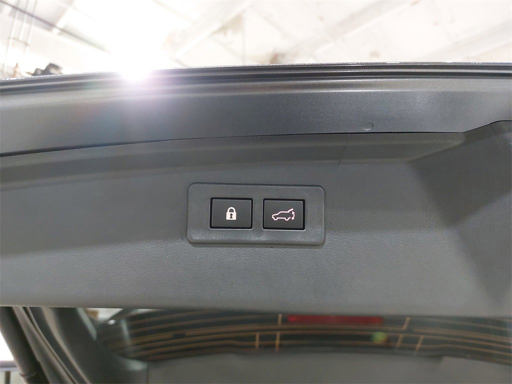 Used 2025 Subaru Outback Premium w/ Popular Package #1A image 14