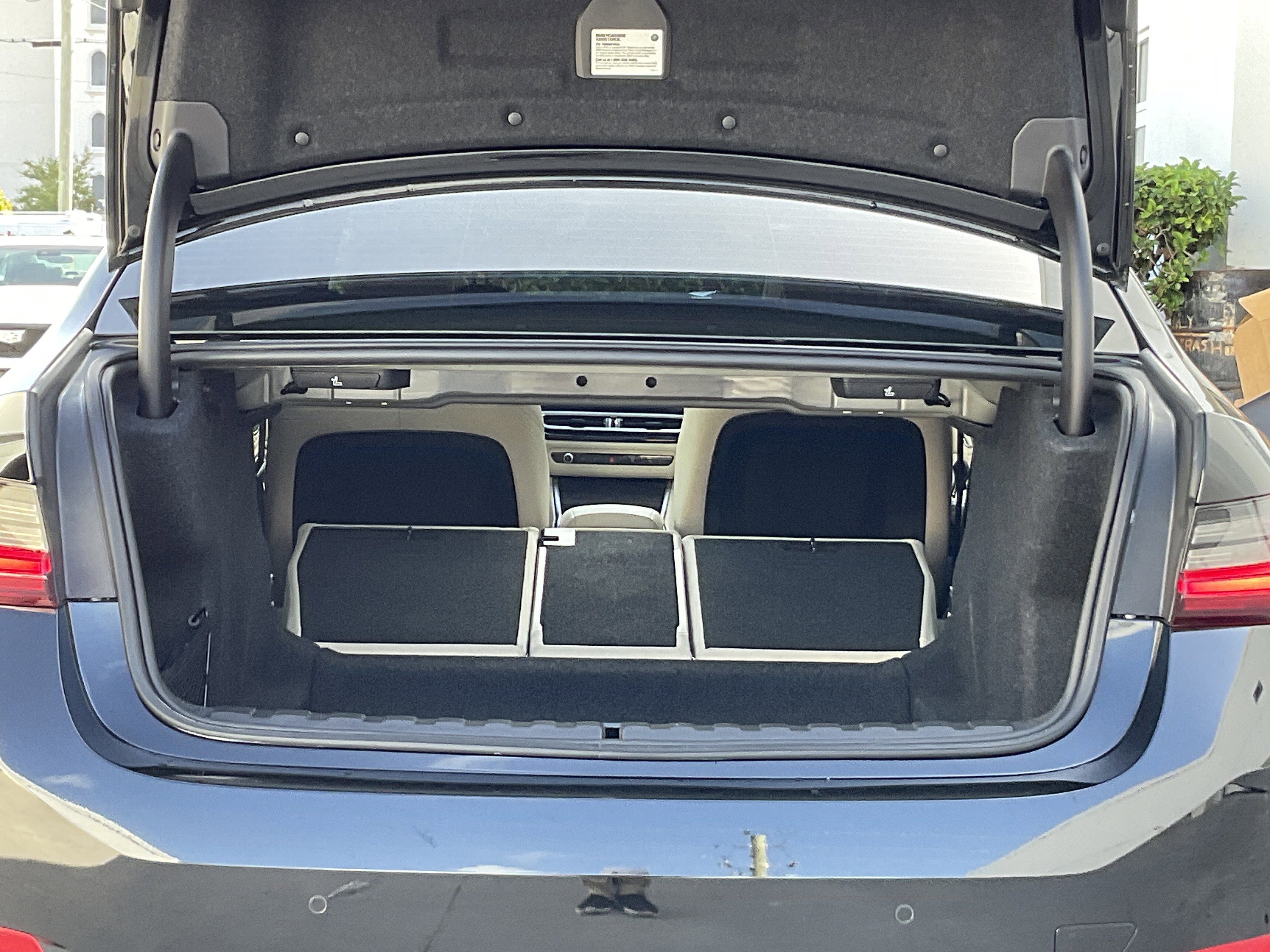 Certified 2023 BMW 330i Sedan w/ Premium Package image 32