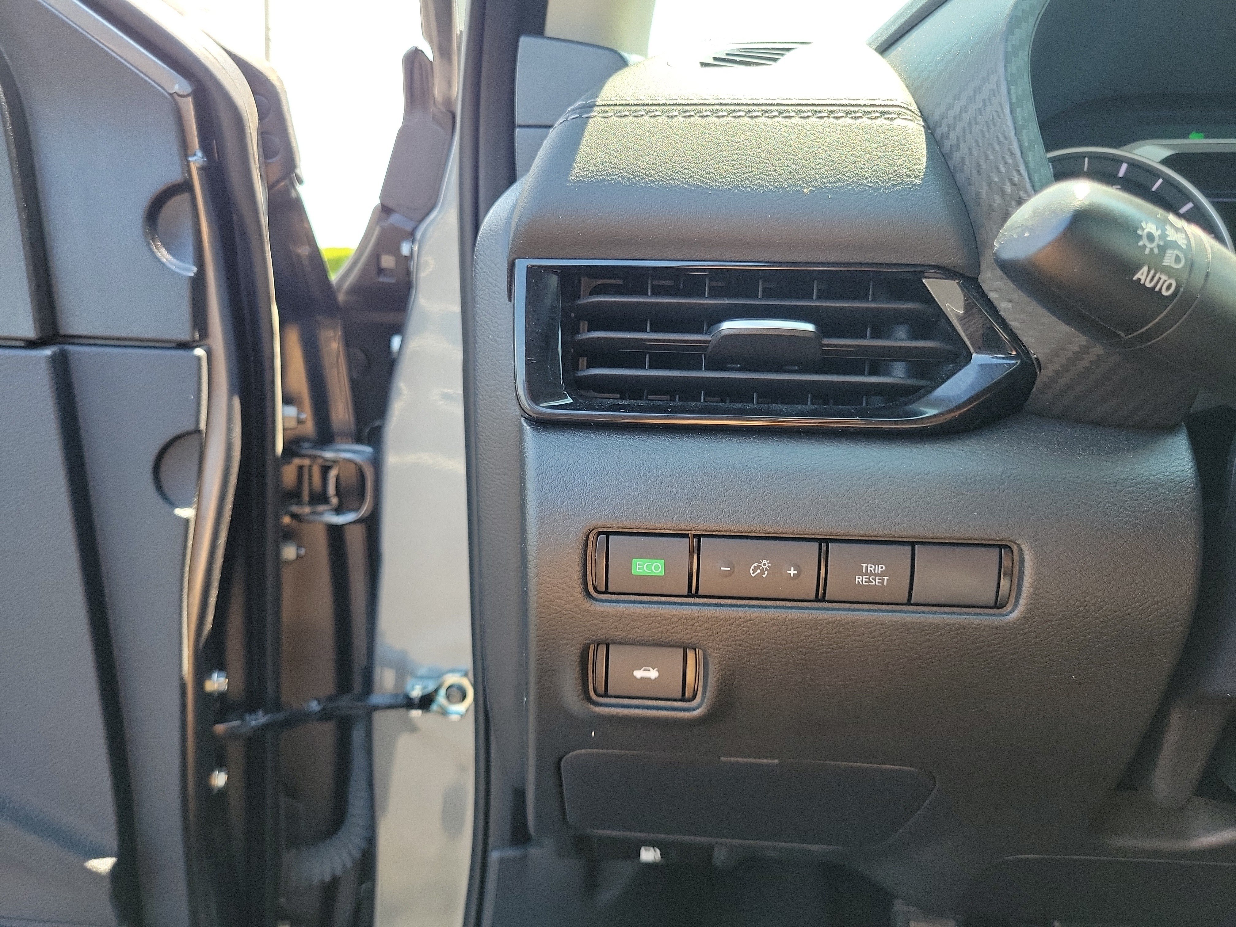 Certified 2024 Nissan Sentra SV w/ All-Weather Package FWD image 20