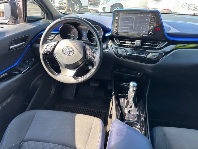 Used 2022 Toyota C-HR XLE FWD image 10