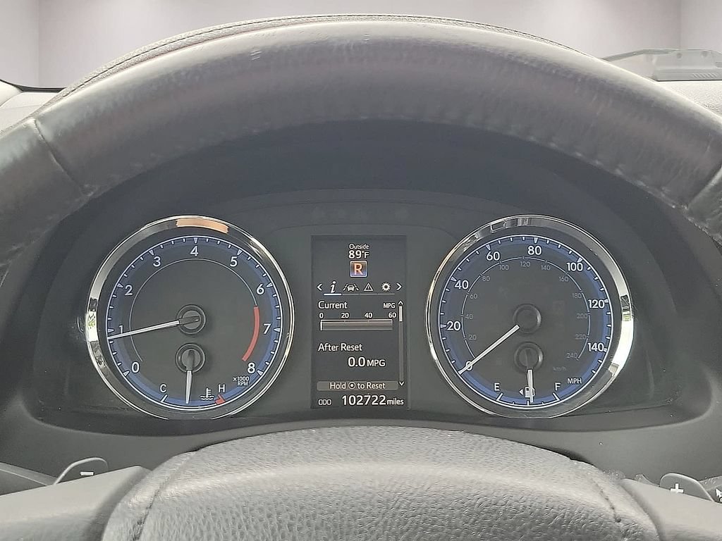 Used 2018 Toyota Corolla SE FWD image 17