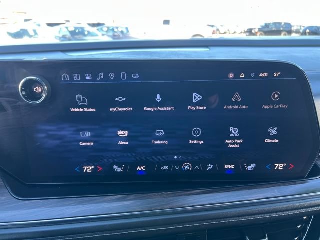 Used 2025 Chevrolet Suburban Z71 image 26