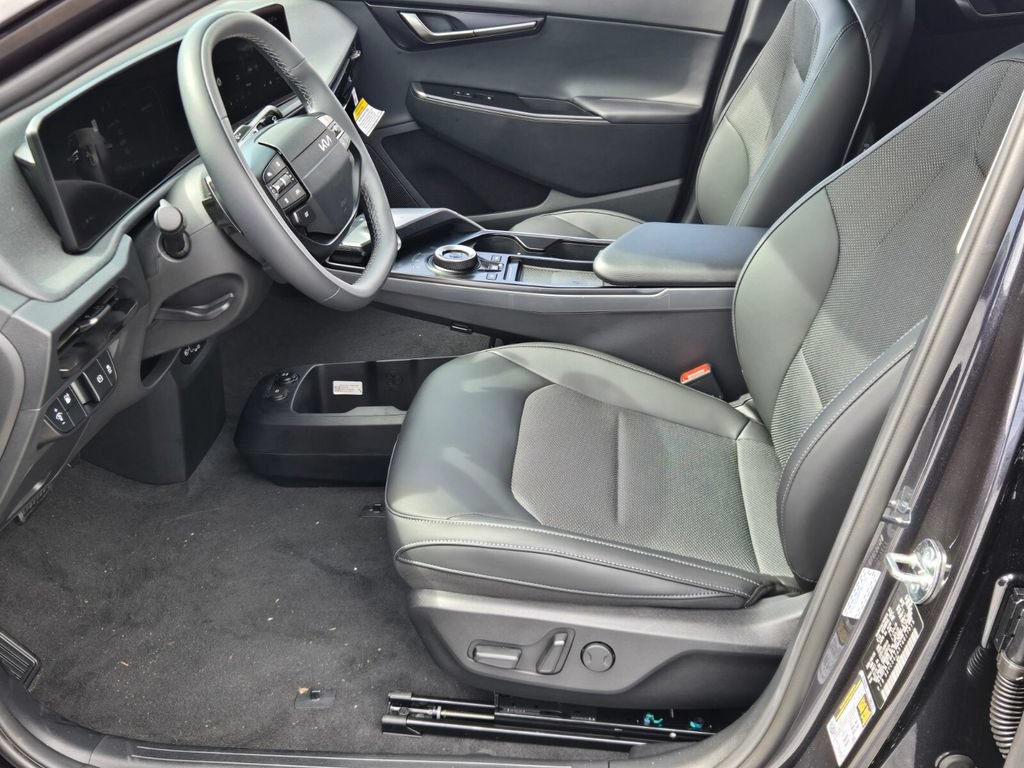New 2026 Kia EV6 Light RWD image 6