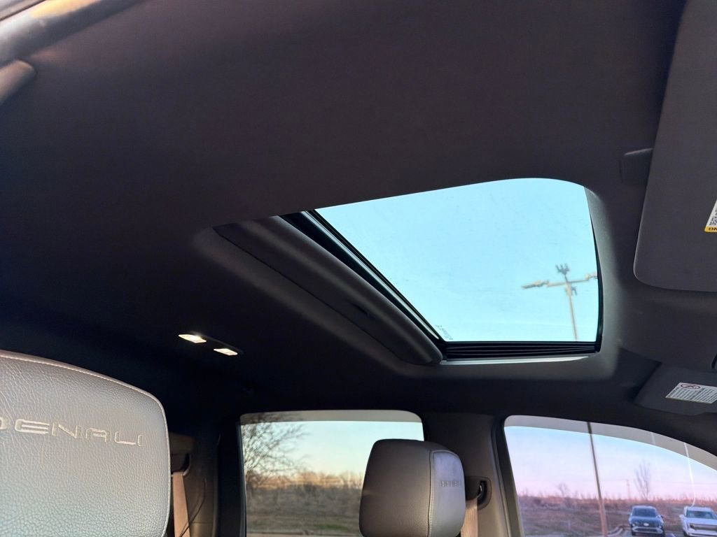 Used 2020 GMC Sierra 2500 Denali w/ Denali Ultimate Package image 37