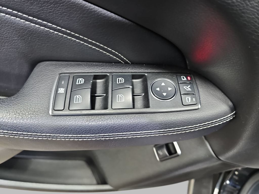 Used 2014 Mercedes-Benz ML 350 4MATIC image 34