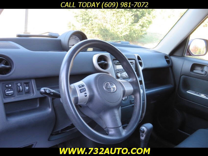 Used 2006 Scion xB FWD image 27