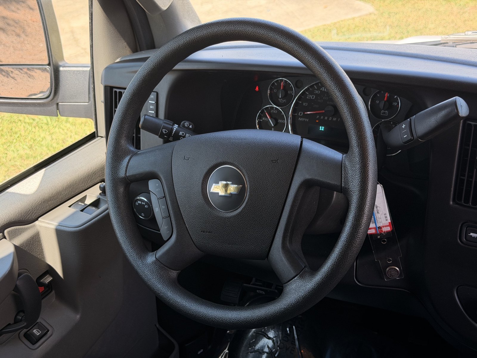 Used 2024 Chevrolet Express 2500 w/ Driver Convenience Package RWD image 32