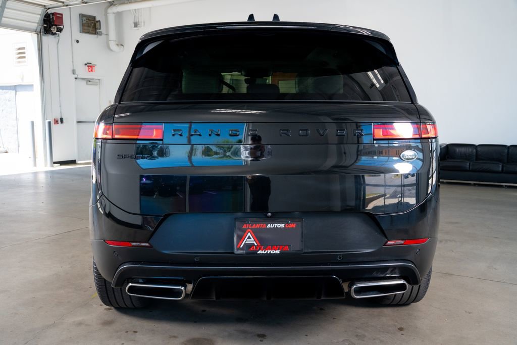 Used 2023 Land Rover Range Rover Sport SE image 7