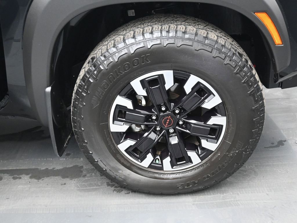 Used 2024 Nissan Frontier PRO-4X w/ Technology Package image 38