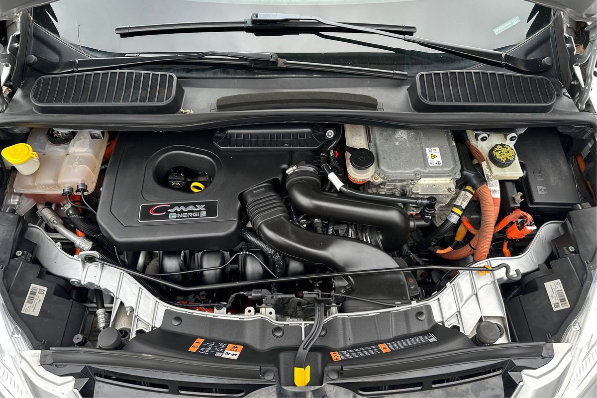 Used 2017 Ford C-MAX Energi SE w/ Equipment Group 401A image 23