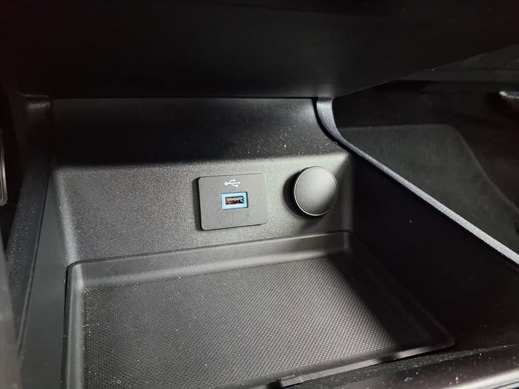 Used 2017 Ford Fusion S w/ Equipment Group 101A FWD image 12