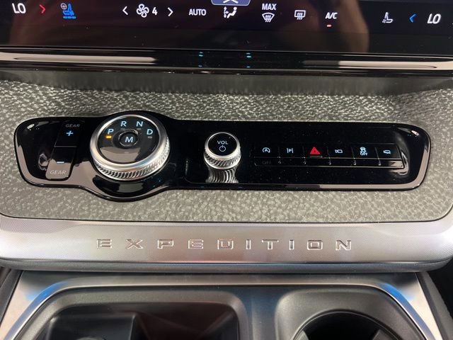 New 2025 Ford Expedition Tremor image 26