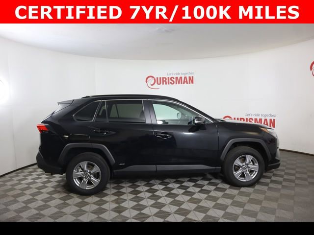 Used 2025 Toyota RAV4 XLE AWD/4WD image 12