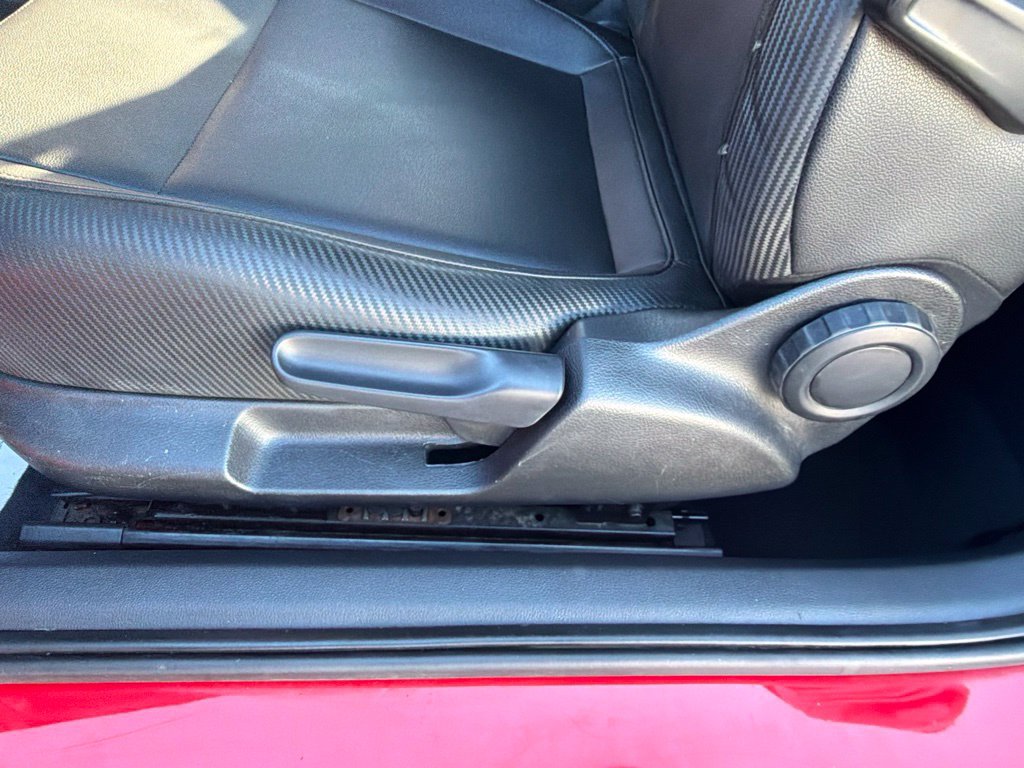 Used 2019 Volkswagen Beetle 2.0T SE FWD image 20