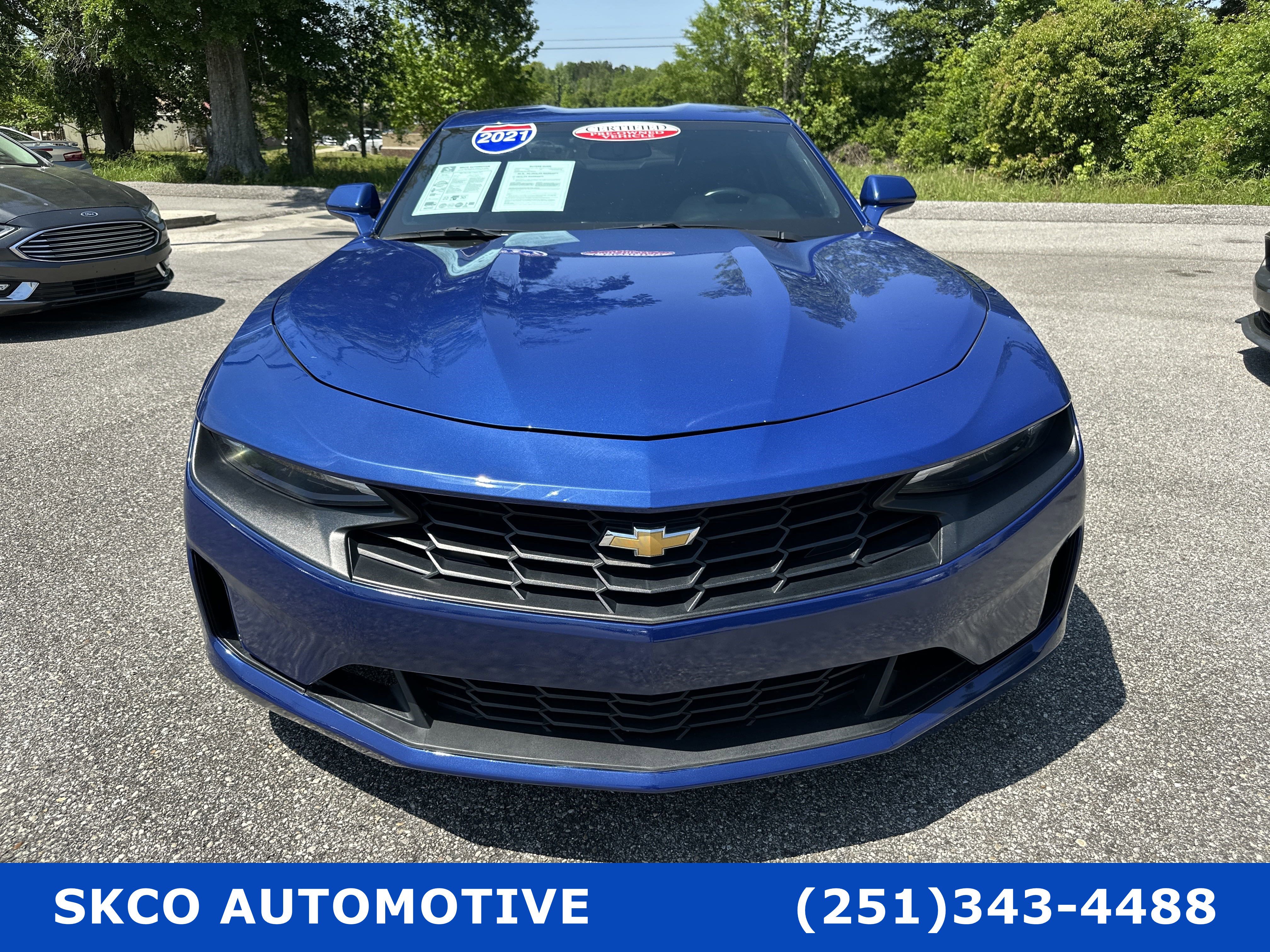 Used 2021 Chevrolet Camaro LT RWD image 8