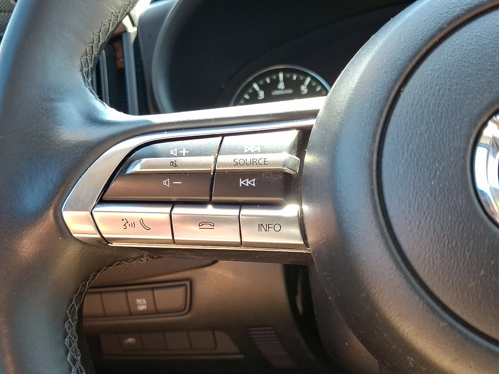 Certified 2023 MAZDA CX-50 2.5 S w/ Cargo Package image 21