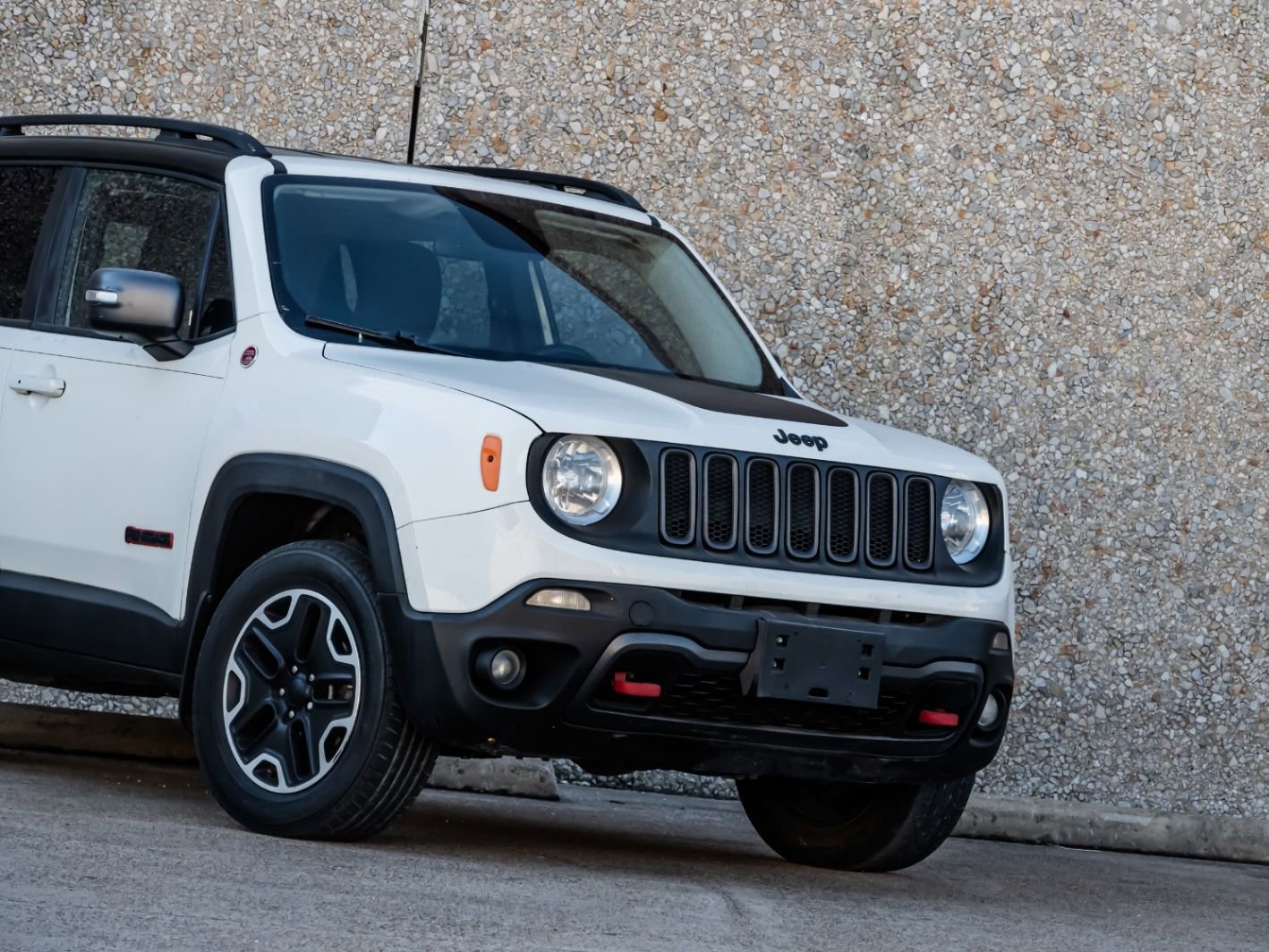 Used 2016 Jeep Renegade Trailhawk AWD/4WD image 8