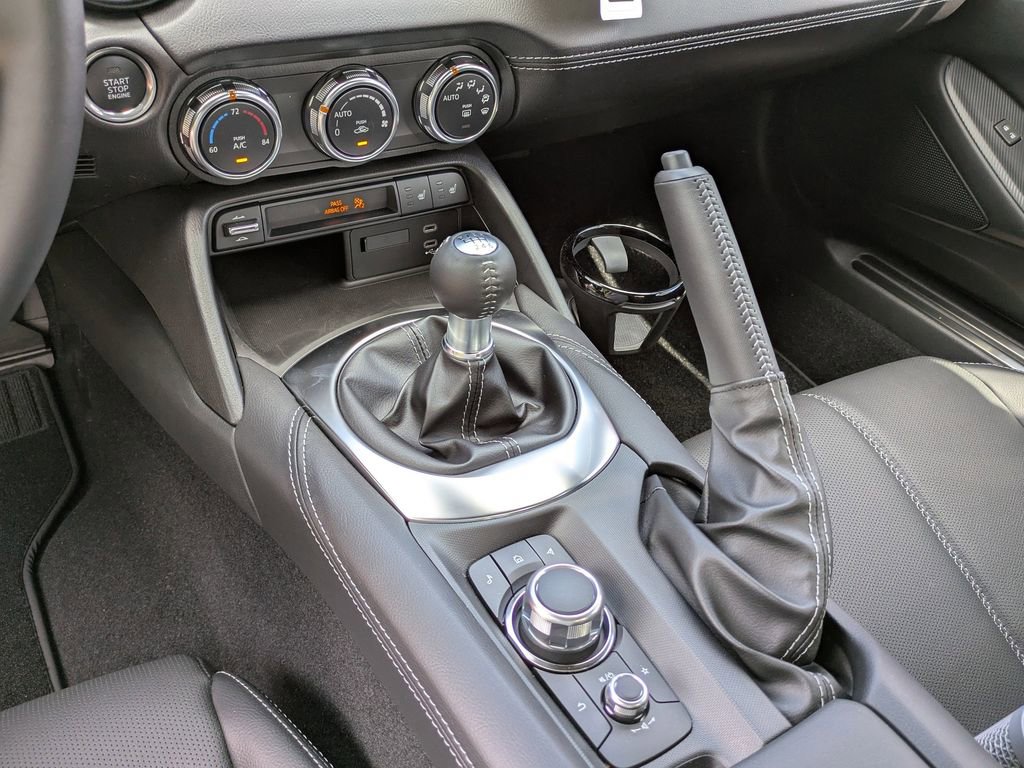 New 2026 MAZDA MX-5 Miata RF Grand Touring RWD image 26